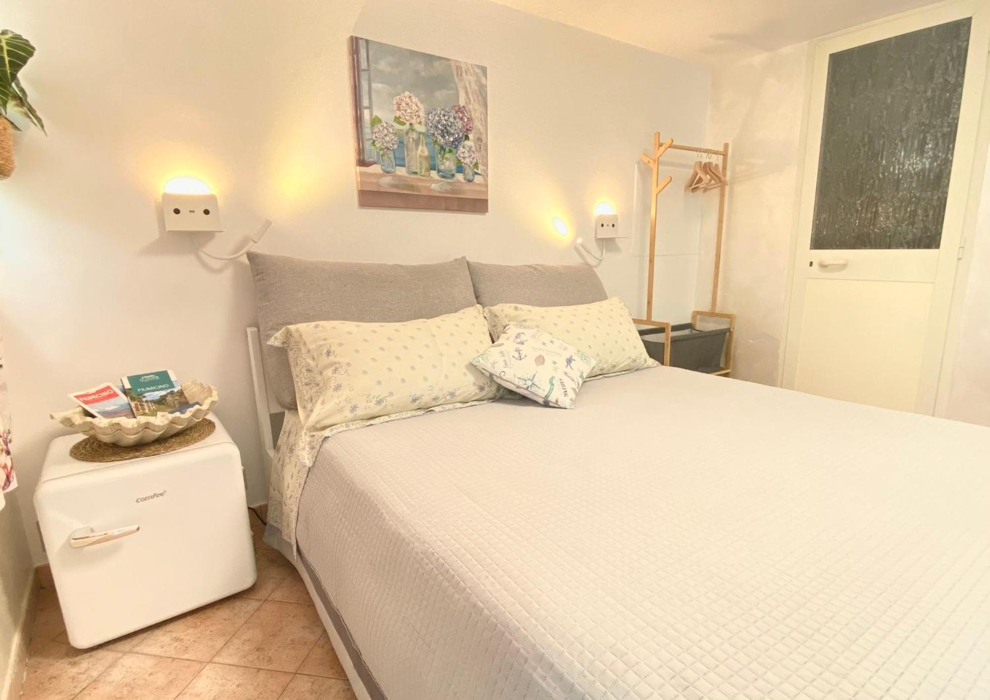 Blu Airport Room Фьюмичино Экстерьер фото